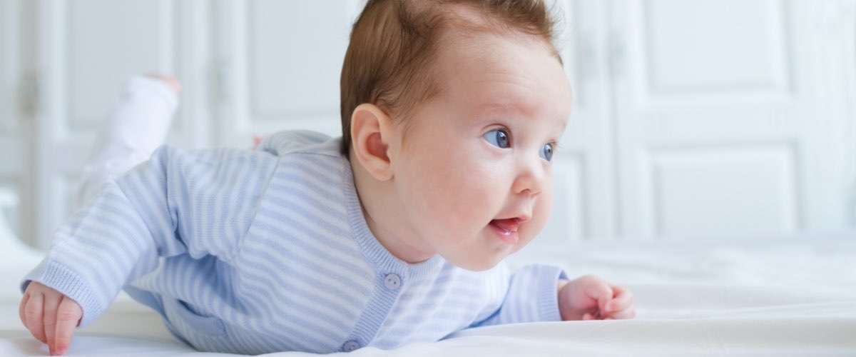 How To Choose the Best Tummy Time Mat for Your Baby