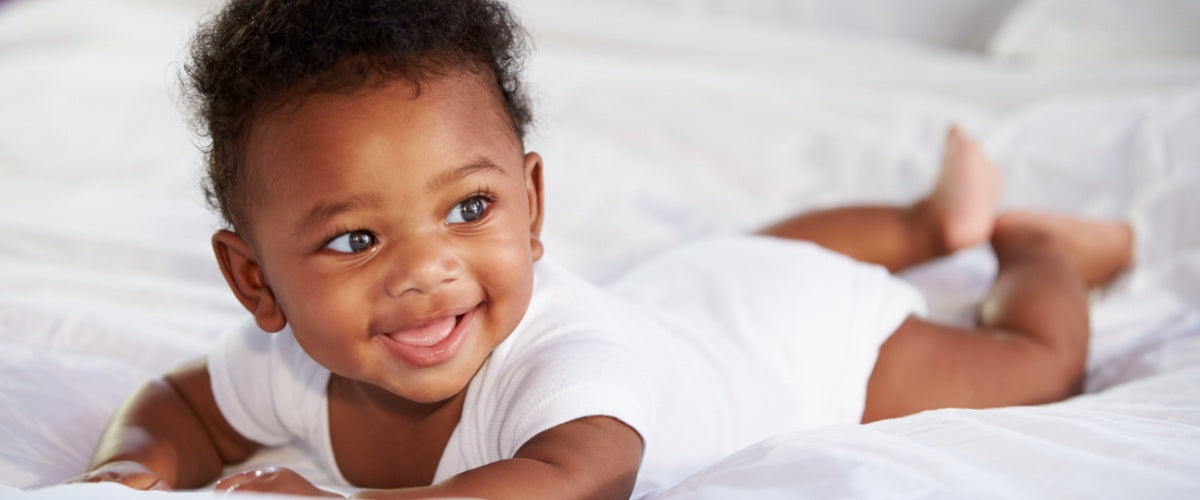 The Ultimate Guide to the Basics: Tummy Time and Crawling